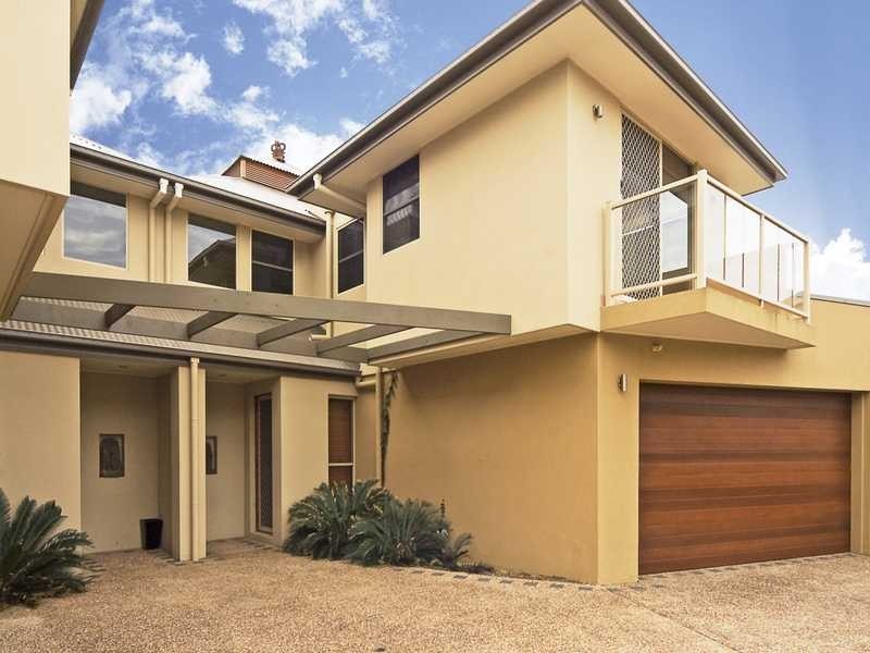 8A Gala Grove, Kirra QLD 4225