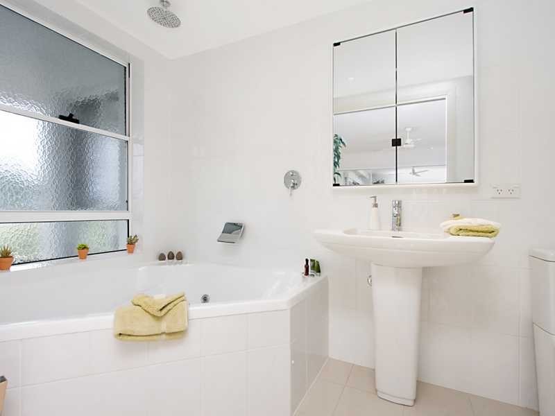 4/50 Rutledge Street, Coolangatta QLD 4225