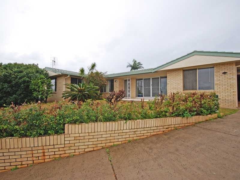 5 Bione Avenue, Banora Point NSW 2486