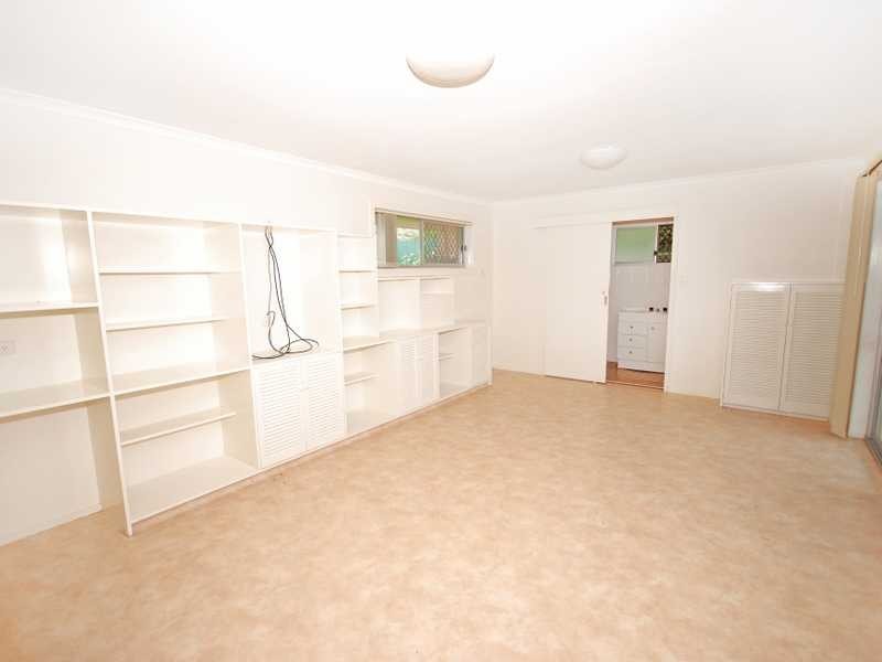 5 Bione Avenue, Banora Point NSW 2486