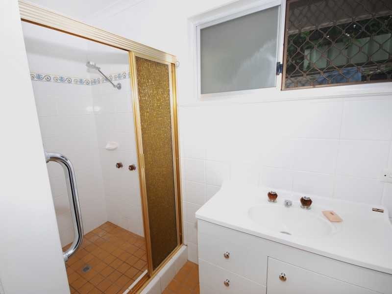 5 Bione Avenue, Banora Point NSW 2486