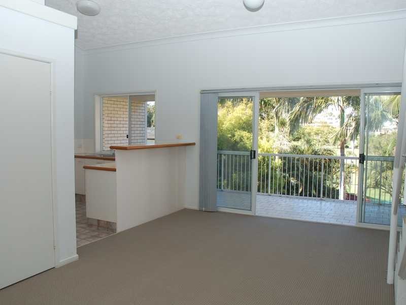 15 54 Dutton Street, Coolangatta QLD 4225