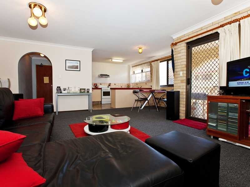 8/74 Coolangatta Road, Coolangatta QLD 4225