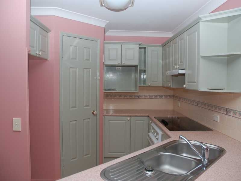 4 Cashel Crescent, Banora Point NSW 2486