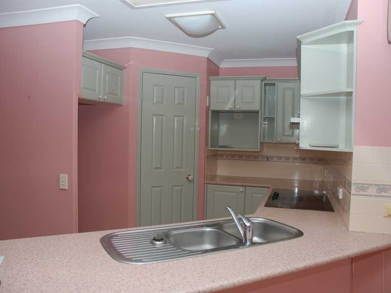 4 Cashel Crescent, Banora Point NSW 2486