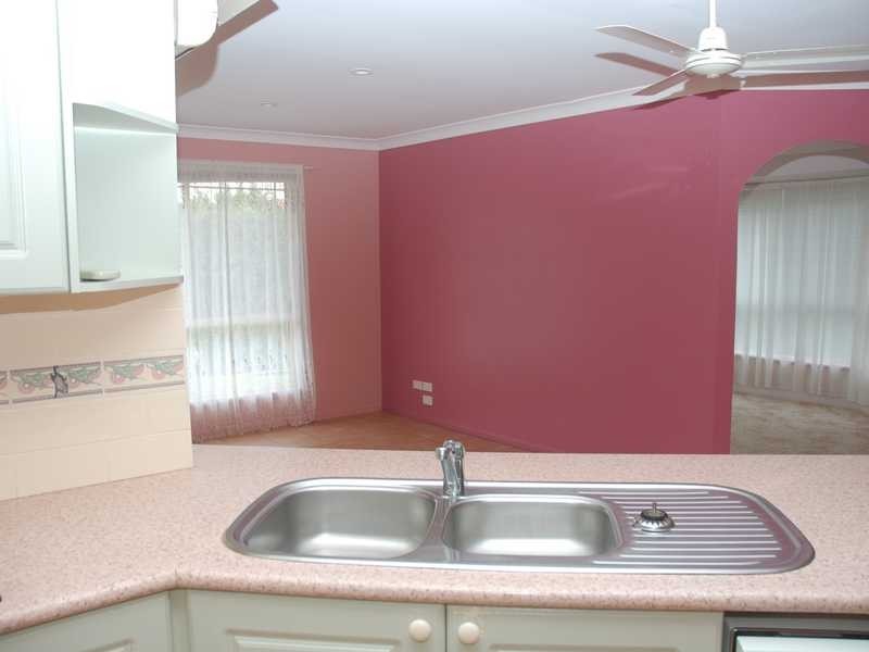 4 Cashel Crescent, Banora Point NSW 2486