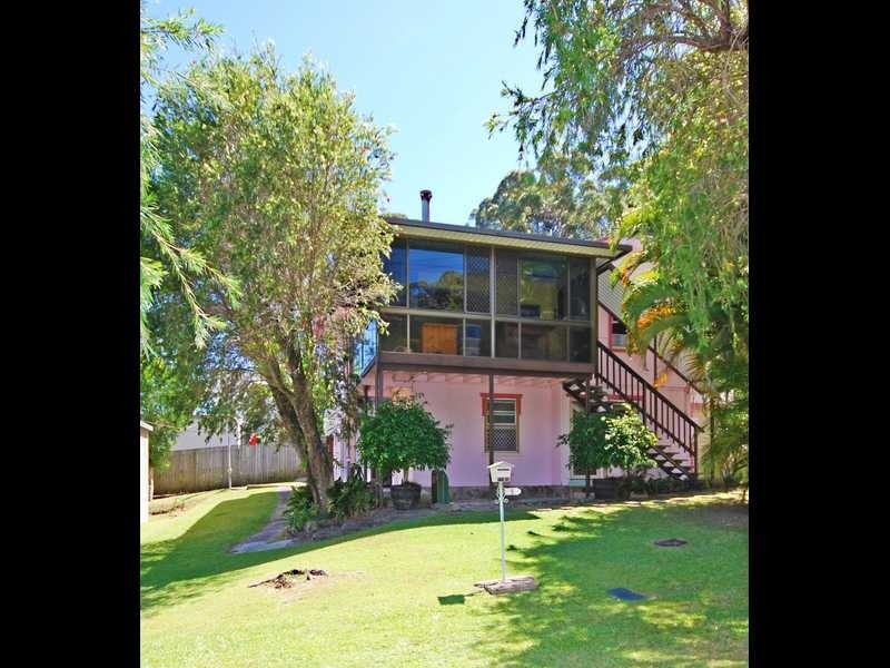5 Stapylton Street, Coolangatta QLD 4225