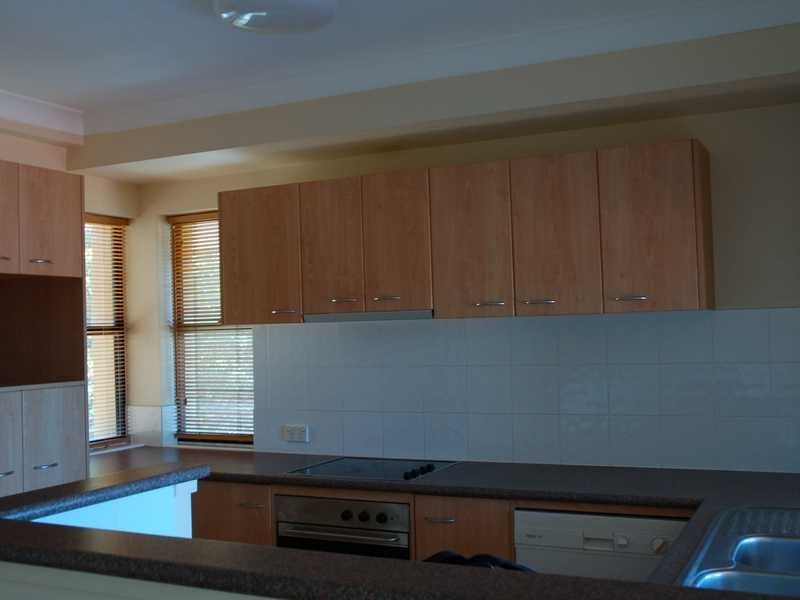 7/6-8 Rutledge Street, Coolangatta QLD 4225