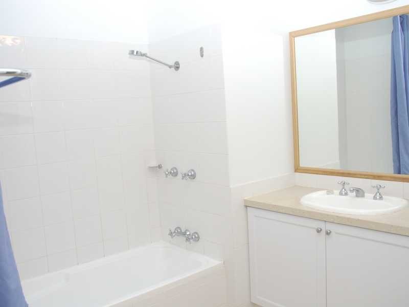 444/99 Griffith Street, Coolangatta QLD 4225