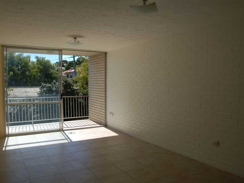 9/28 Miles Street, Kirra QLD 4225