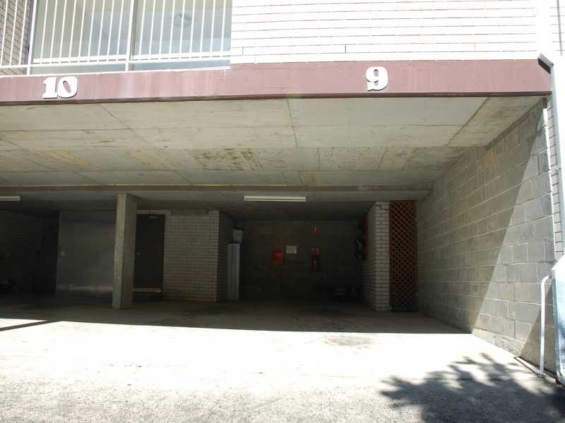 9/28 Miles Street, Kirra QLD 4225