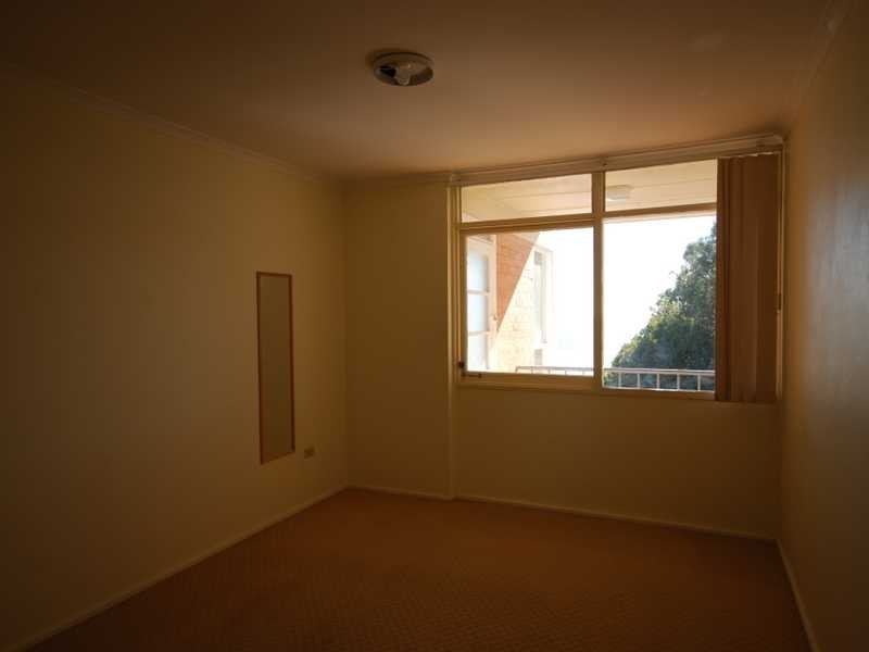 13/30 Powell Street, Coolangatta QLD 4225