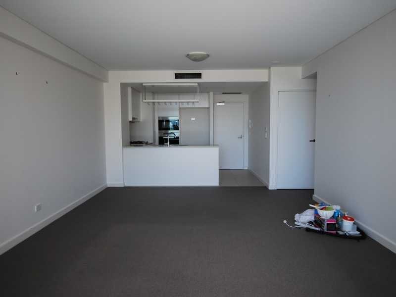 2/2-4 Creek Street, Kirra QLD 4225