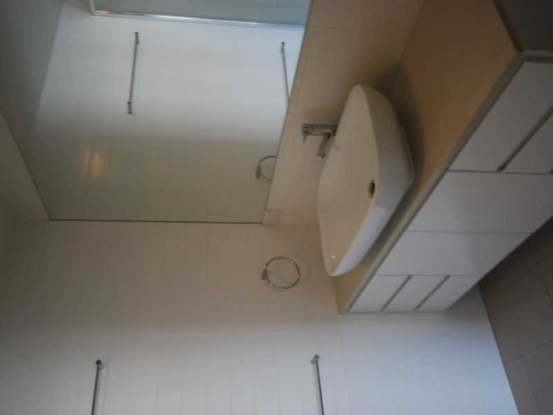 2/2-4 Creek Street, Kirra QLD 4225