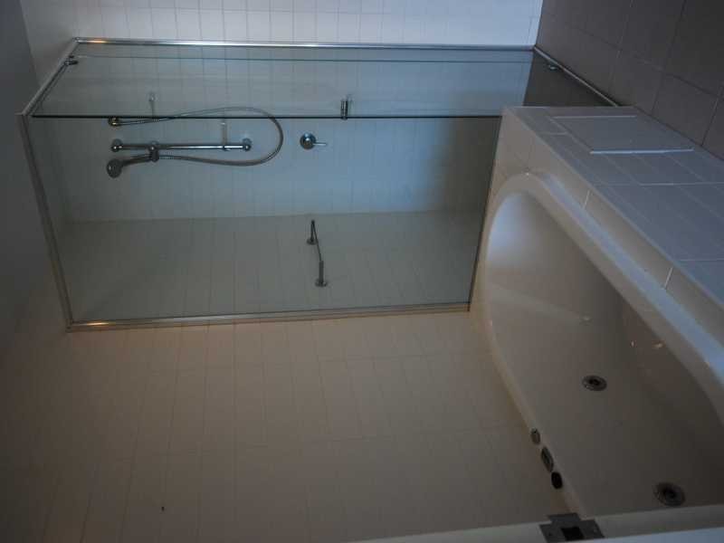 2/2-4 Creek Street, Kirra QLD 4225