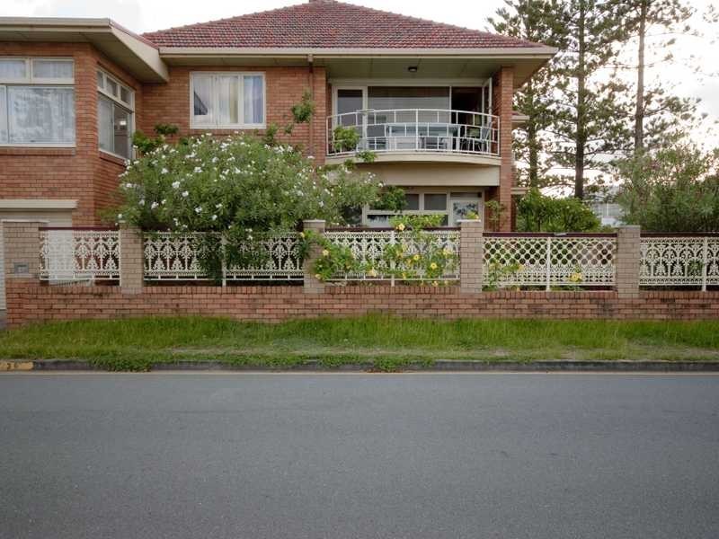 1/36 O’Connor Street, Tugun QLD 4224