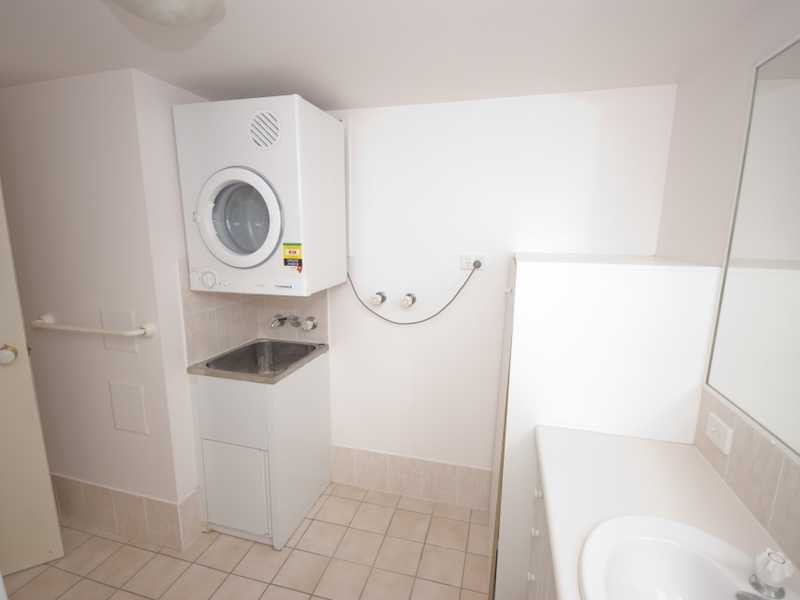 14/12 Douglas street, Kirra QLD 4225