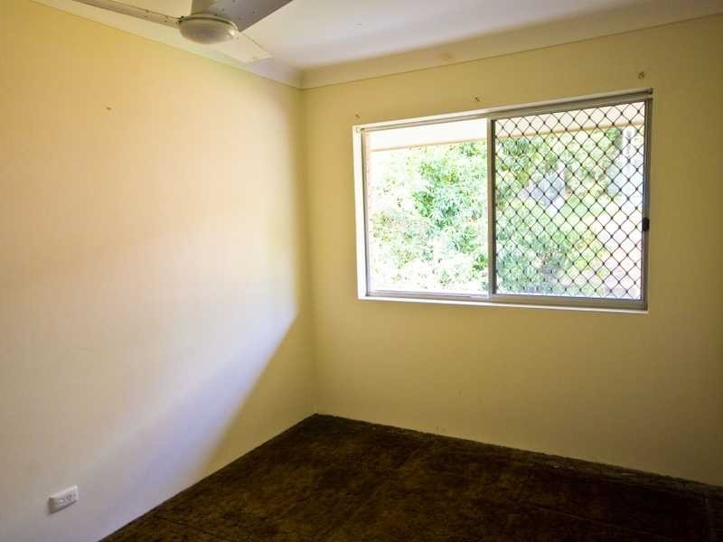 4/15 Tweed Street, Coolangatta QLD 4225