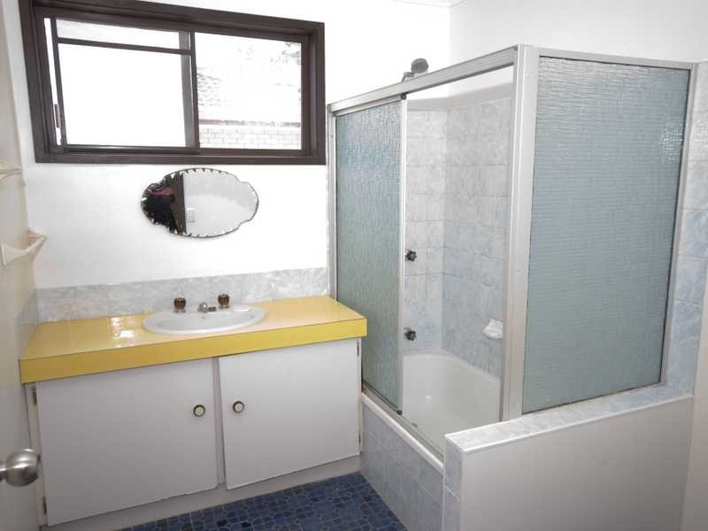 Unit 2/53 Riviera Ave, Tweed Heads NSW 2485