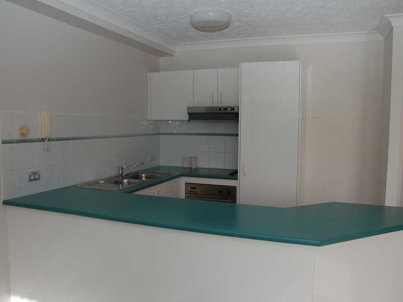 1/42 Rutlege Street, Coolangatta QLD 4225