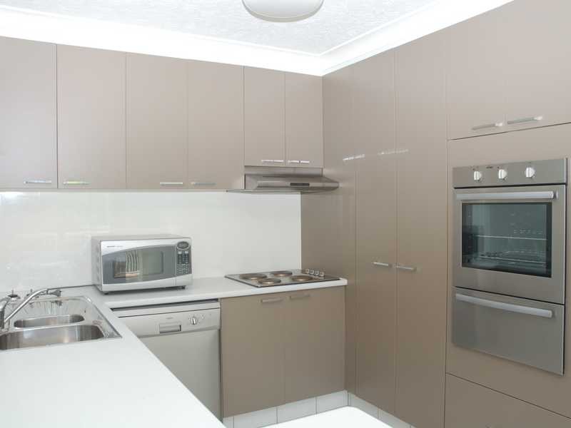 8/31 Dutton Street, Coolangatta QLD 4225