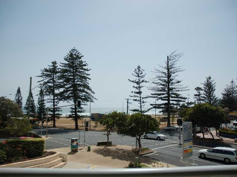 206/3 McLean Street, Coolangatta QLD 4225