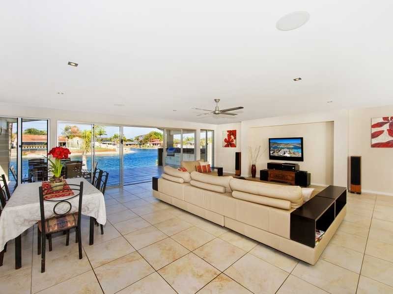 48 Parkes Drive, Tweed Heads NSW 2485