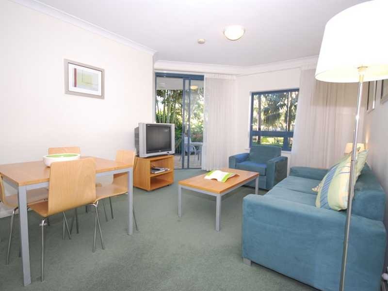 Unit 107-109/99 Griffith Street, Coolangatta QLD 4225