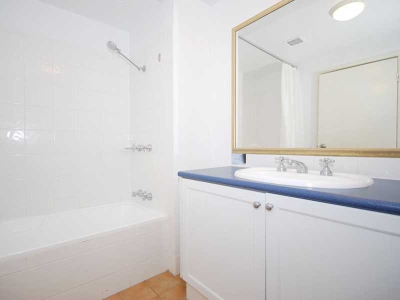 Unit 107-109/99 Griffith Street, Coolangatta QLD 4225