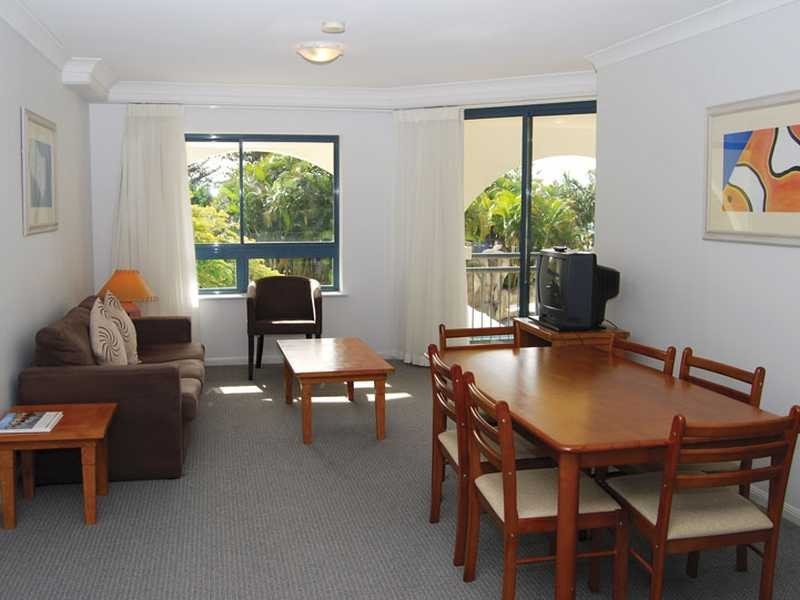 Unit 239-241/99 Griffith Street, Coolangatta QLD 4225
