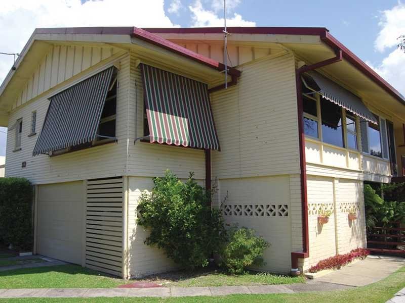 1/37 Miles Street, Kirra QLD 4225