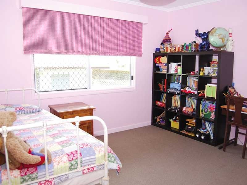 1/37 Miles Street, Kirra QLD 4225