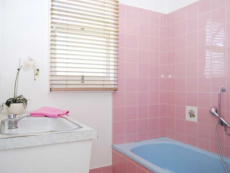 1/37 Miles Street, Kirra QLD 4225