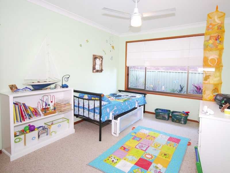 17 Pacific Drive, Banora Point NSW 2486