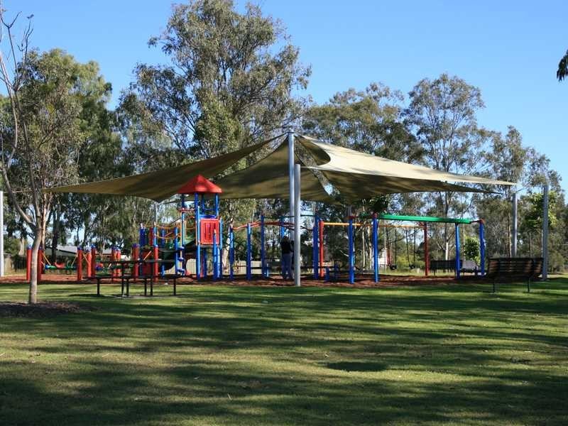 Chestnut Drive, Pine Mountain QLD 4306