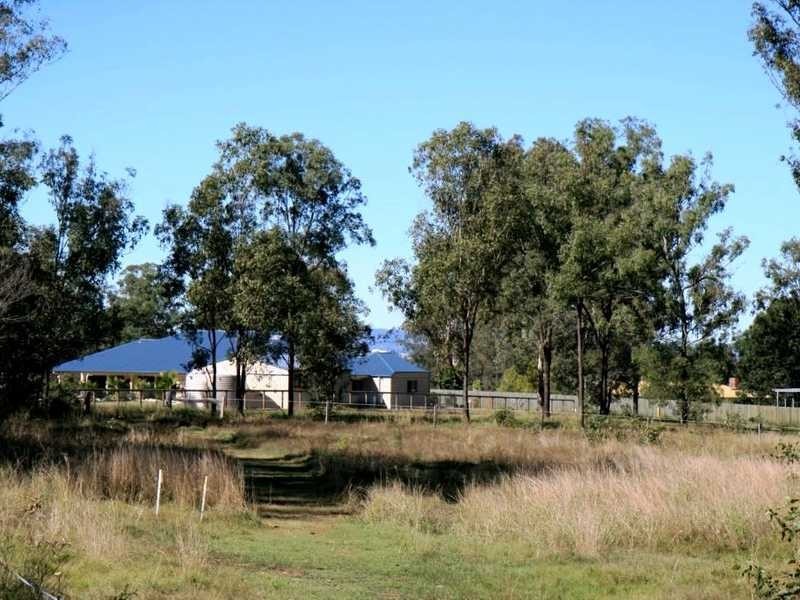 Chestnut Drive, Pine Mountain QLD 4306