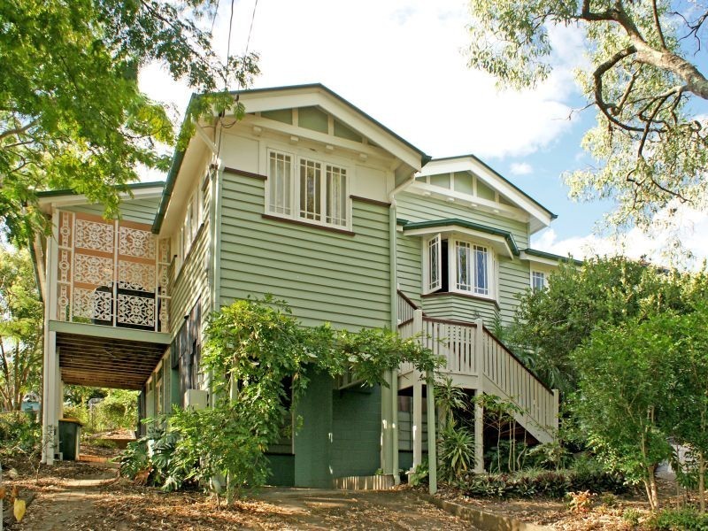 65 Hebe Street, Bardon QLD 4065