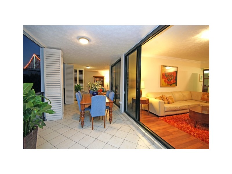 37/161 Main St, Kangaroo Point QLD 4169