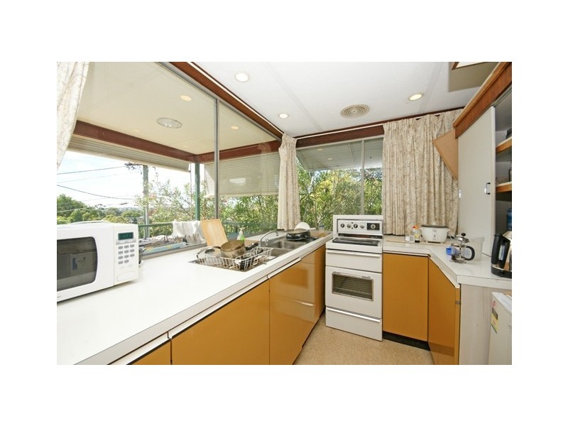 2 Ballymore St, Kelvin Grove QLD 4059