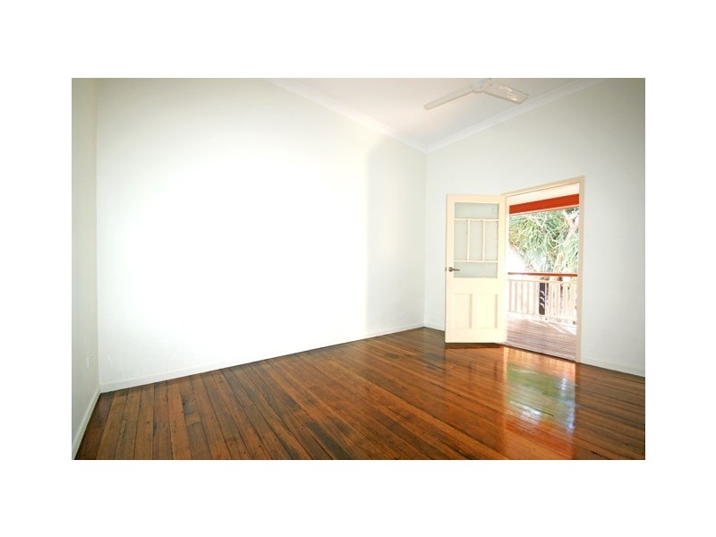 3 Thurecht Parade, Scarborough QLD 4020