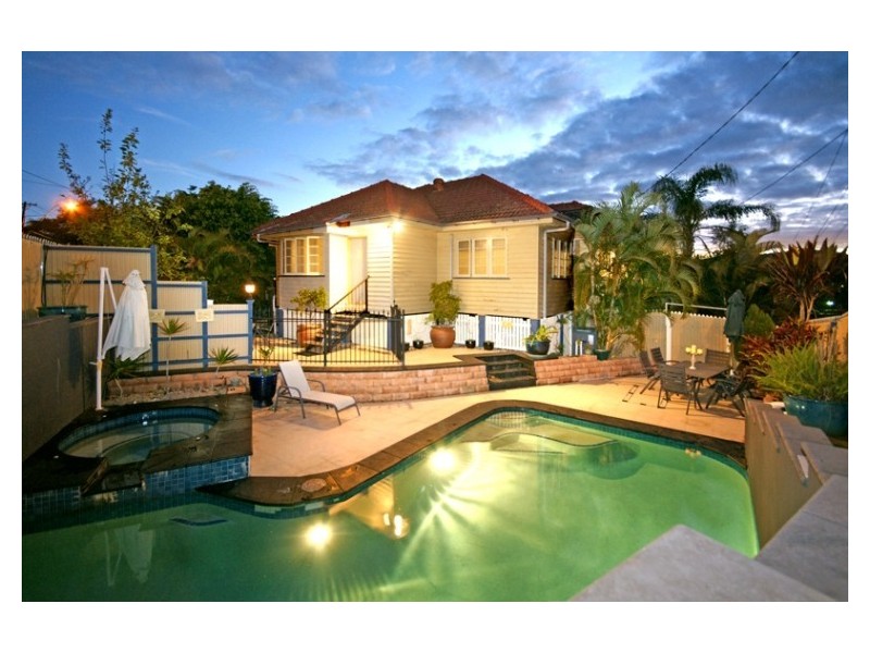 2 Gailey St, Ashgrove QLD 4060