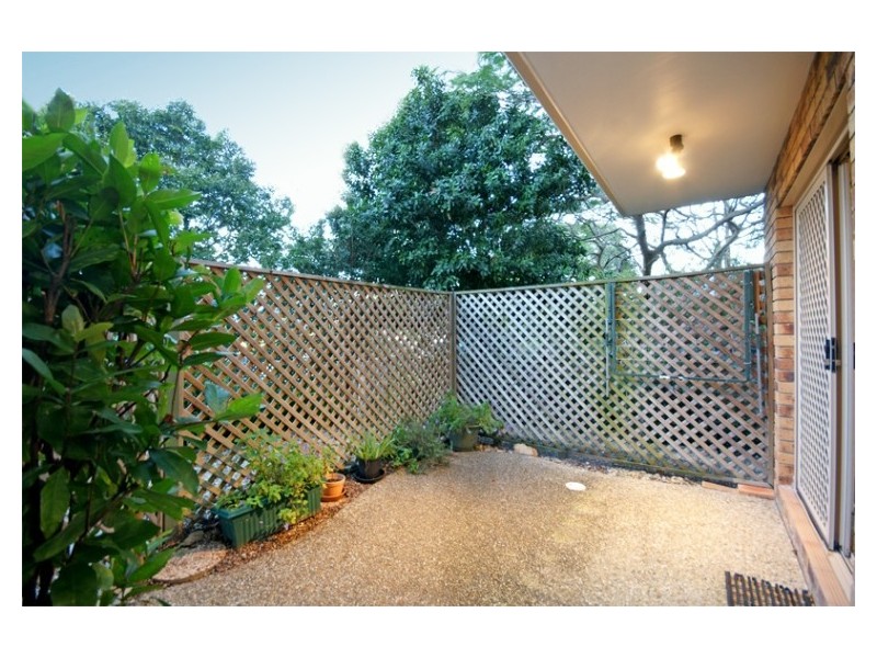 2/10 Denman Street, Alderley QLD 4051