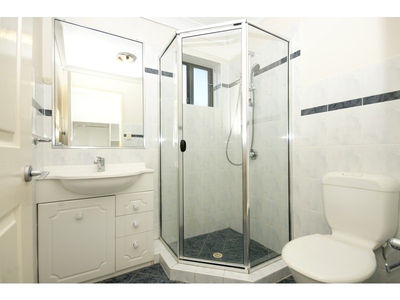 11/190 Wellington Road, East Brisbane QLD 4169