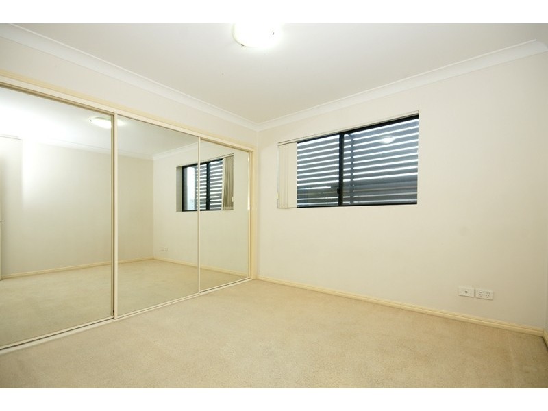 11/190 Wellington Road, East Brisbane QLD 4169