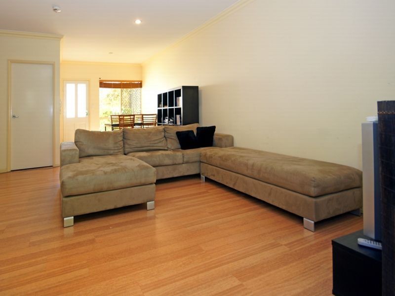 10/24 Brisbane Street, St Lucia QLD 4067