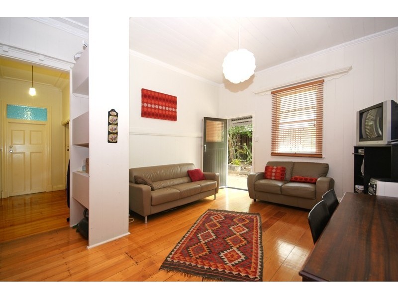 15 Speedy Street, Kelvin Grove QLD 4059