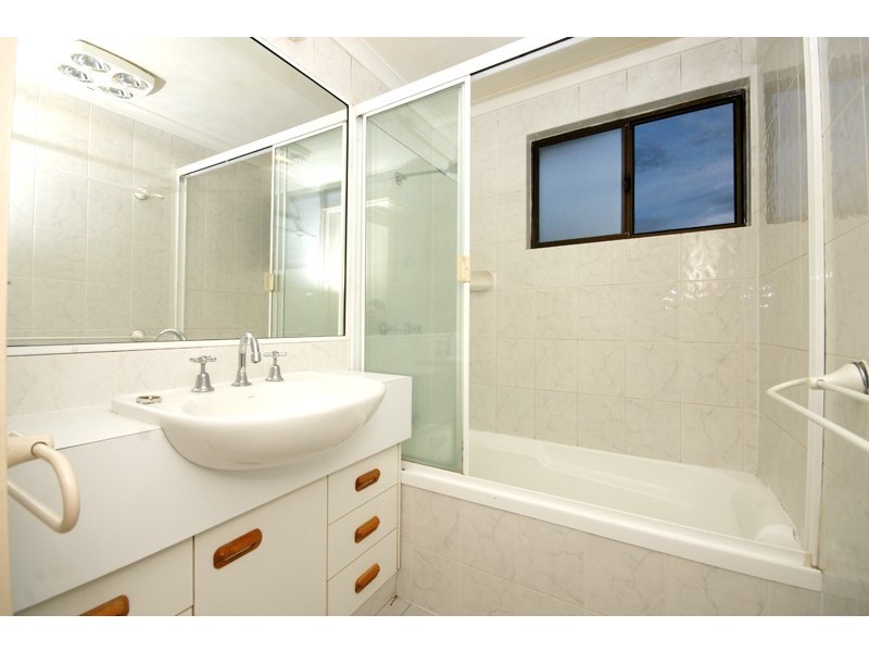 32 Highland Street, Gordon Park QLD 4031