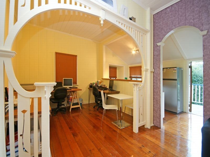 6 Ella Street, Red Hill QLD 4059