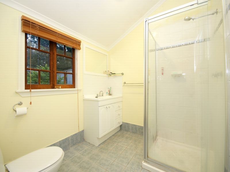 6 Ella Street, Red Hill QLD 4059