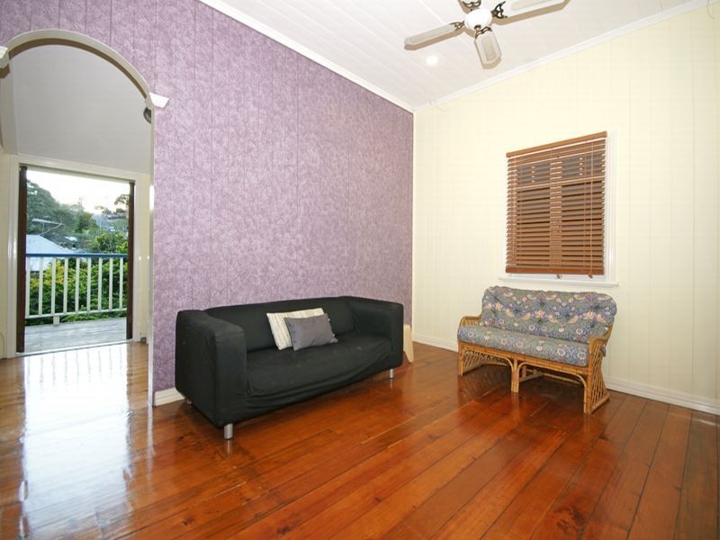 6 Ella Street, Red Hill QLD 4059